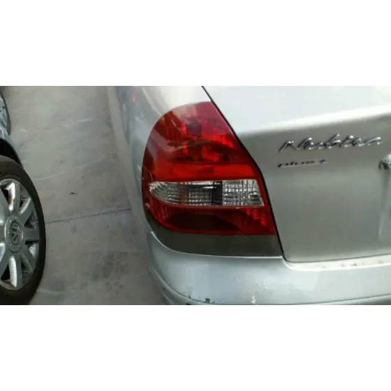 DAEWOO NUBIRA BERLINA '2001 SE (1999->) PLATA