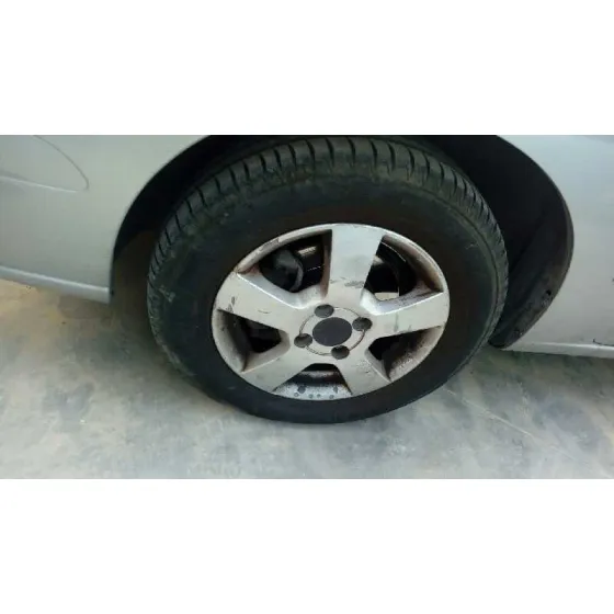 DAEWOO NUBIRA BERLINA '2001 SE (1999->) PLATA