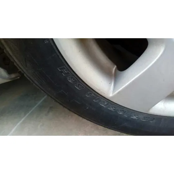 DAEWOO NUBIRA BERLINA '2001 SE (1999->) PLATA
