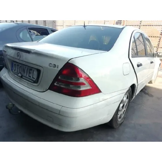 MERCEDES CLASE C (W203) BERLINA '2004 220 CDI (203.006) BLANCO