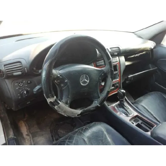 MERCEDES CLASE C (W203) BERLINA '2004 220 CDI (203.006) BLANCO
