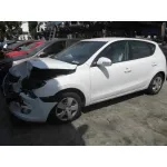 HYUNDAI I30 HYUNDAI I30 '2009 1.6 CRDI CAT BLANCO 2007
