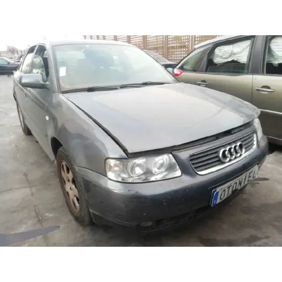 AUDI A3 (8L) '2003 1.9 TDI AMBIENTE GRIS