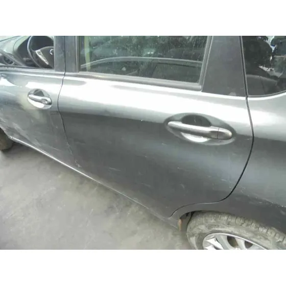 NISSAN NOTE '2015 ACENTA GRIS