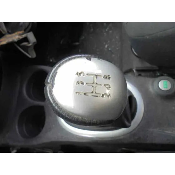 NISSAN NOTE '2015 ACENTA GRIS