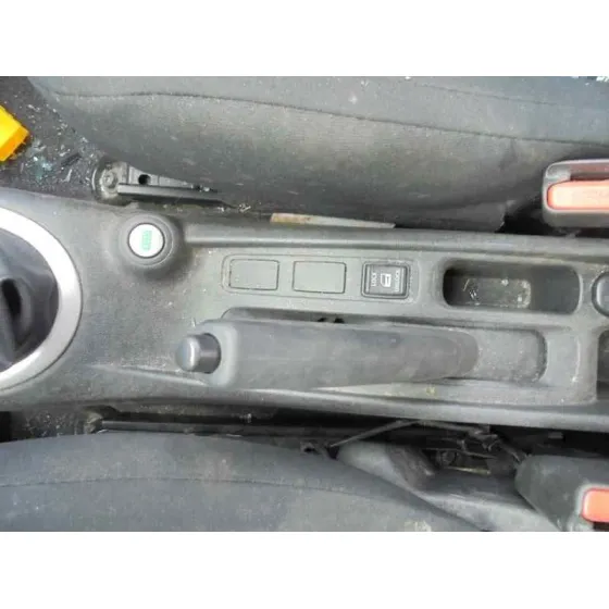 NISSAN NOTE '2015 ACENTA GRIS