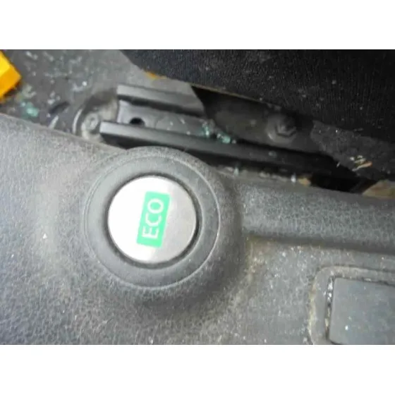 NISSAN NOTE '2015 ACENTA GRIS
