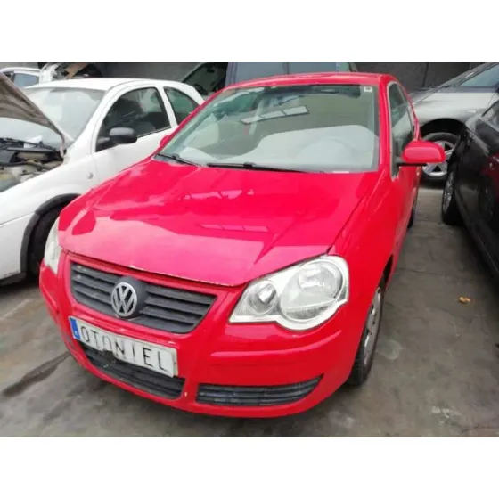 VOLKSWAGEN POLO (9N3) '2006 1.4 TDI ROJO
