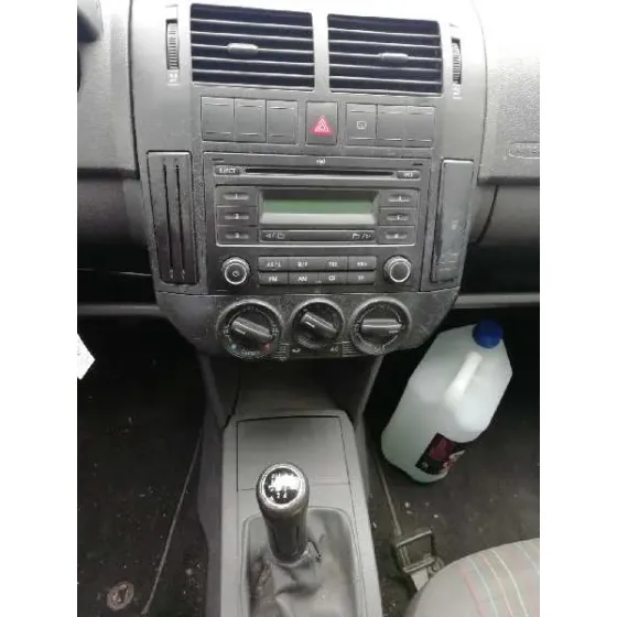 VOLKSWAGEN POLO (9N3) '2006 1.4 TDI ROJO