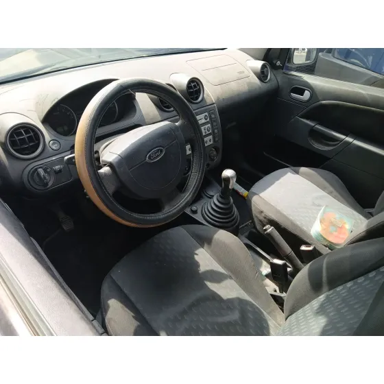 Ford FIESTA V (JH_, JD_) 2001