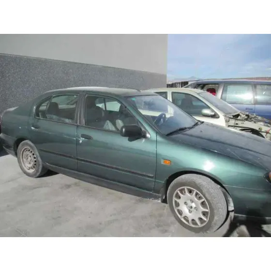 NISSAN PRIMERA BERLINA (P11) '2001 BASICO VERDE