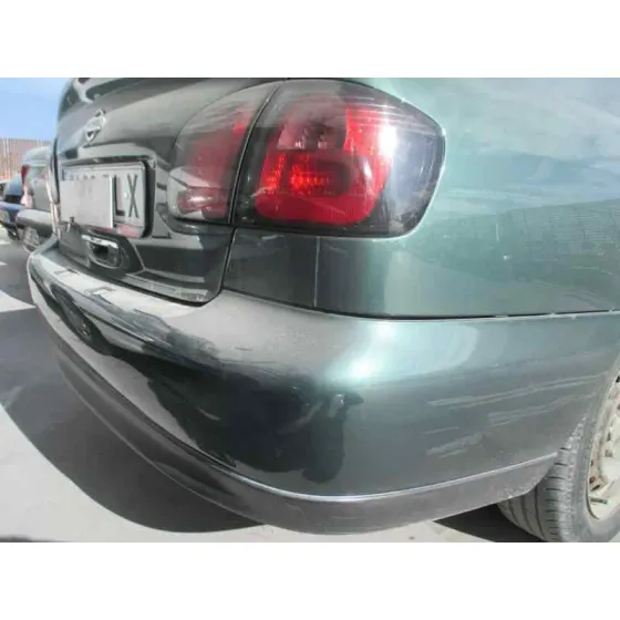 NISSAN PRIMERA BERLINA (P11) '2001 BASICO VERDE