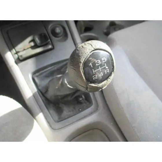 NISSAN PRIMERA BERLINA (P11) '2001 BASICO VERDE