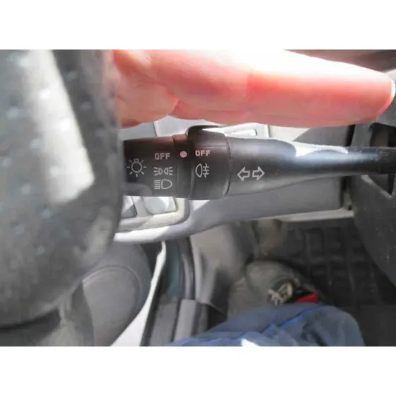 NISSAN PRIMERA BERLINA (P11) '2001 BASICO VERDE