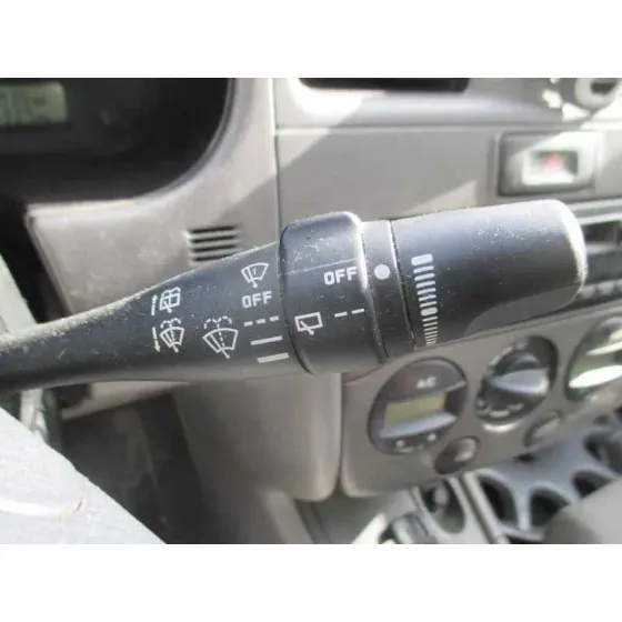 NISSAN PRIMERA BERLINA (P11) '2001 BASICO VERDE