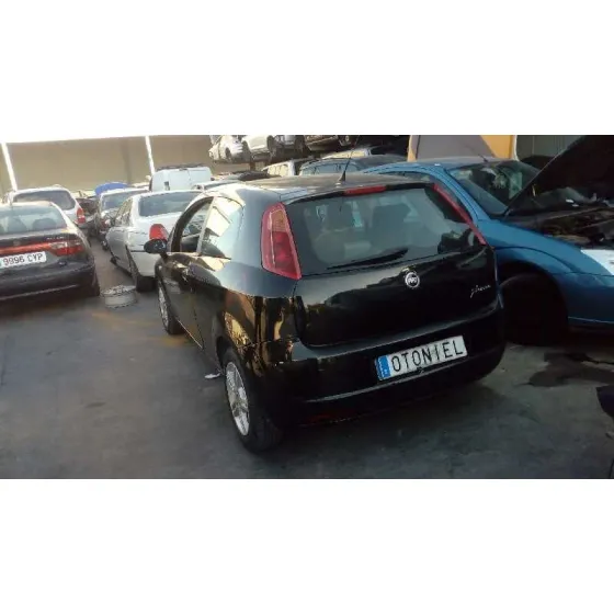 FIAT GRANDE PUNTO (199) '2006 1.3 16V MULTIJET DYNAMIC (55KW) NEGRO