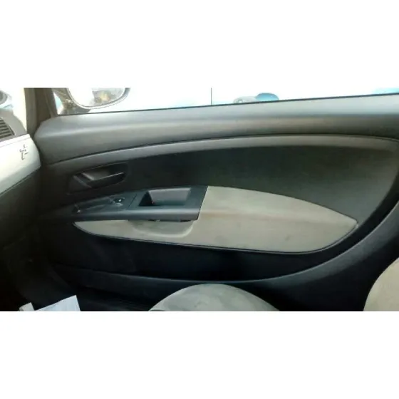 FIAT GRANDE PUNTO (199) '2006 1.3 16V MULTIJET DYNAMIC (55KW) NEGRO