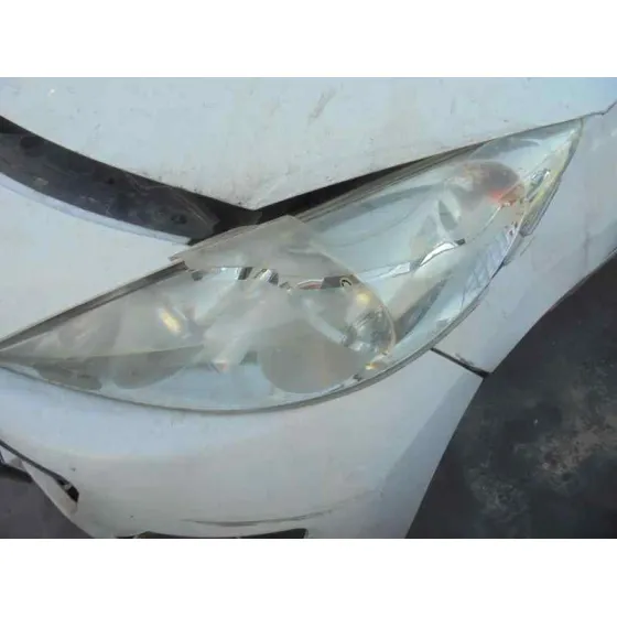 PEUGEOT 207 '2011 CONFORT BLANCO