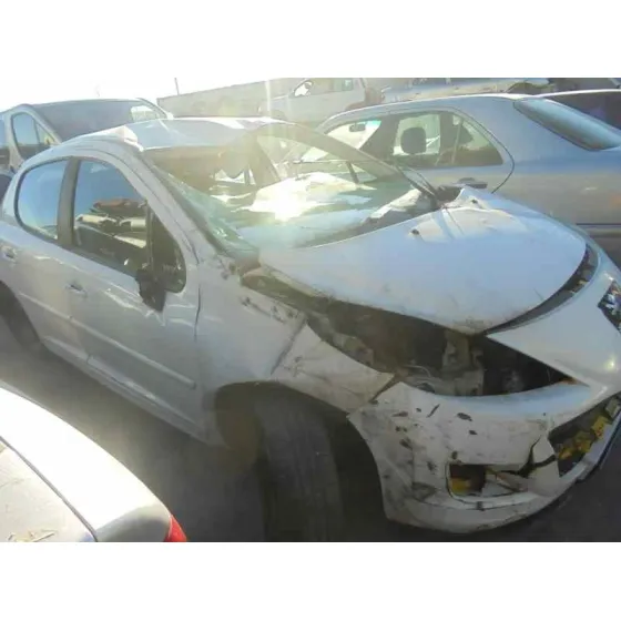 PEUGEOT 207 '2011 CONFORT BLANCO