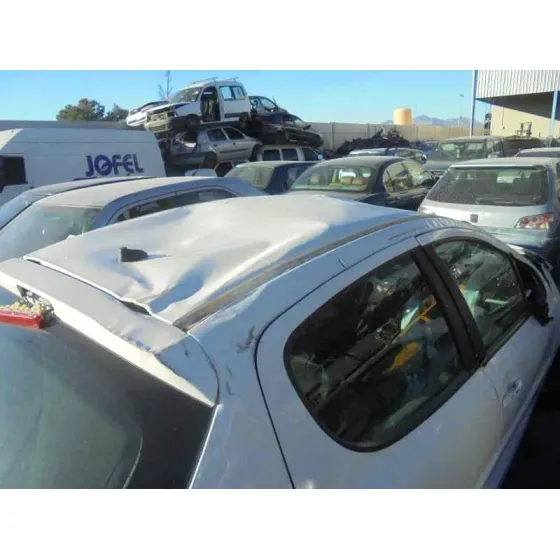 PEUGEOT 207 '2011 CONFORT BLANCO