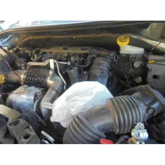 PEUGEOT 207 '2011 CONFORT BLANCO