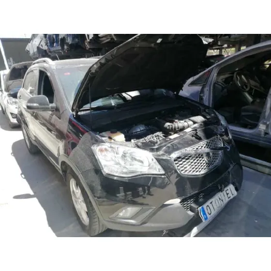 SSANGYONG KORANDO '2013 LIMITED 4X2 NEGRO