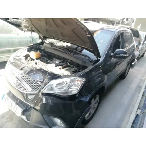 SSANGYONG KORANDO '2013 LIMITED 4X2 NEGRO