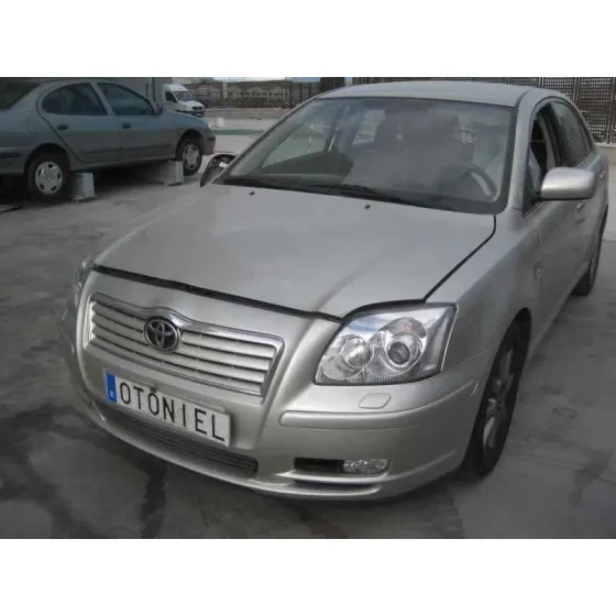 TOYOTA AVENSIS BERLINA (T25) '2004 2.0 D4-D EXECUTIVE BERLINA (5-PTAS.) PLATA