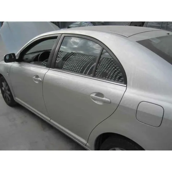 TOYOTA AVENSIS BERLINA (T25) '2004 2.0 D4-D EXECUTIVE BERLINA (5-PTAS.) PLATA