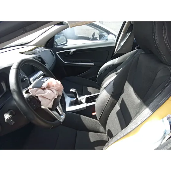 Volvo V60 I (155) 2015