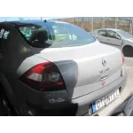 RENAULT MEGANE II CLASSIC BERLINA RENAULT MEGANE II CLASSIC BERLINA '2004 CONFORT AUTHENTIQUE PLATA 2003
