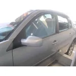 RENAULT MEGANE II CLASSIC BERLINA RENAULT MEGANE II CLASSIC BERLINA '2004 CONFORT AUTHENTIQUE PLATA 2003