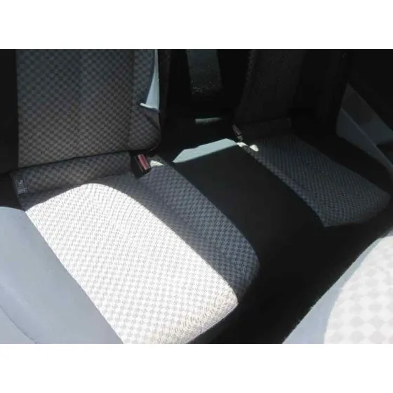 RENAULT MEGANE II CLASSIC BERLINA '2004 CONFORT AUTHENTIQUE PLATA