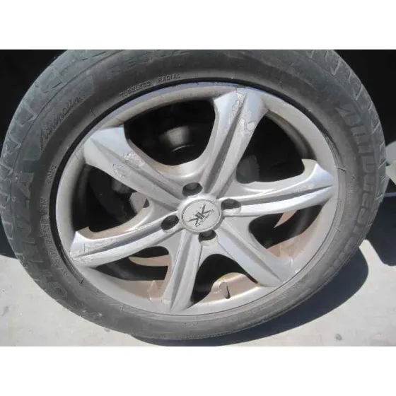 RENAULT MEGANE II CLASSIC BERLINA '2004 CONFORT AUTHENTIQUE PLATA