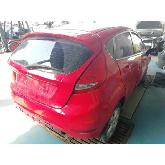 FORD FIESTA (CB1) '2010 TREND ROJO