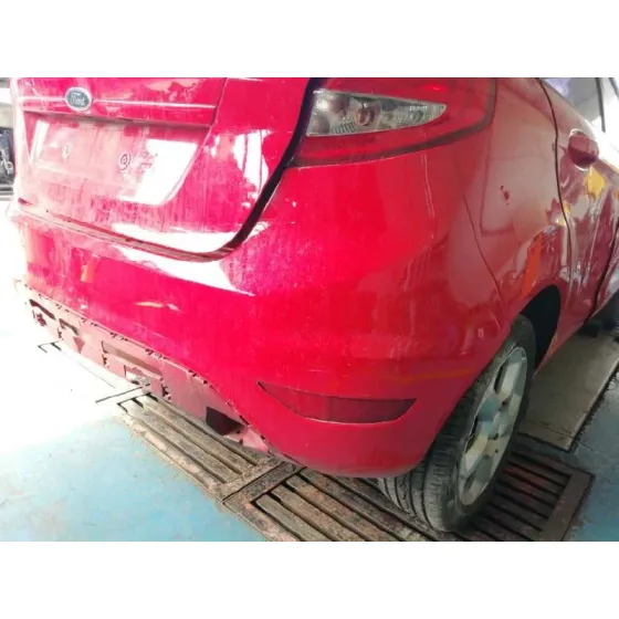 FORD FIESTA (CB1) '2010 TREND ROJO