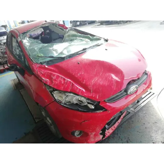 FORD FIESTA (CB1) '2010 TREND ROJO