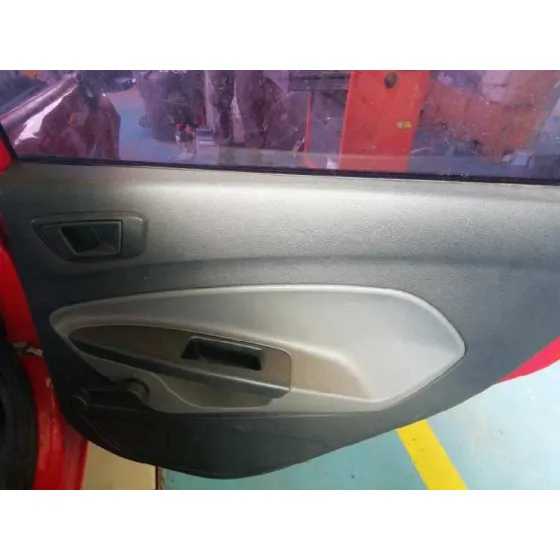 FORD FIESTA (CB1) '2010 TREND ROJO