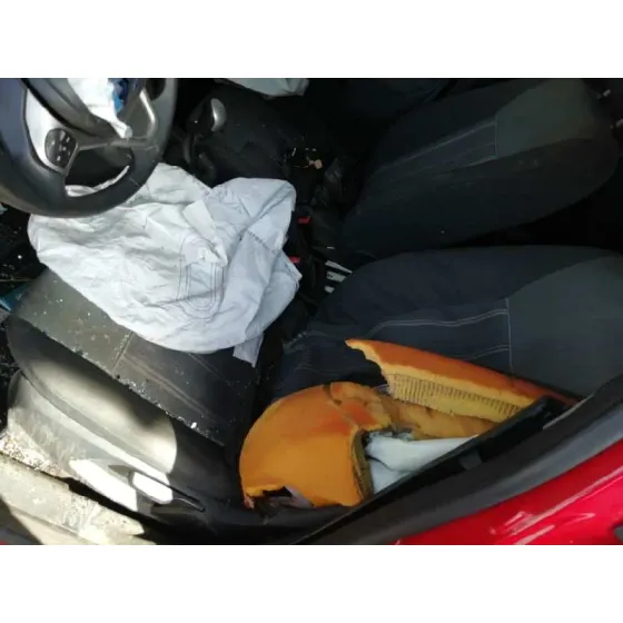 FORD FIESTA (CB1) '2010 TREND ROJO