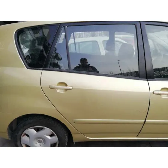 TOYOTA COROLLA VERSO (E12) '2003 2.0 TURBODIESEL CAT VERDE