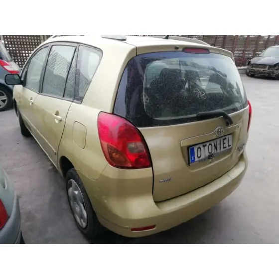 TOYOTA COROLLA VERSO (E12) '2003 2.0 TURBODIESEL CAT VERDE