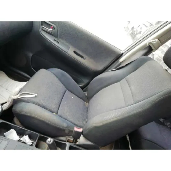 TOYOTA COROLLA VERSO (E12) '2003 2.0 TURBODIESEL CAT VERDE
