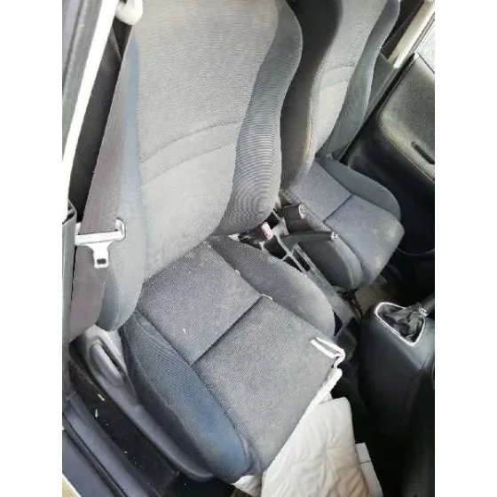 TOYOTA COROLLA VERSO (E12) '2003 2.0 TURBODIESEL CAT VERDE