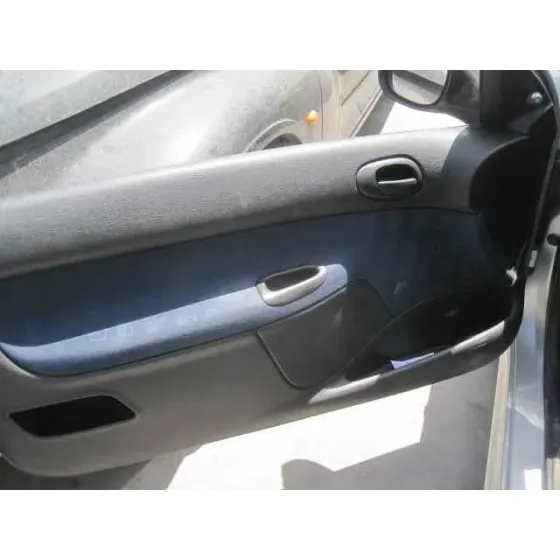 PEUGEOT 206 BERLINA '2002 XR GRIS