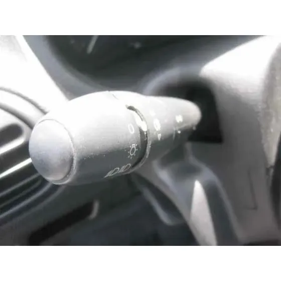 PEUGEOT 206 BERLINA '2002 XR GRIS