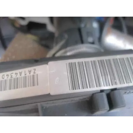 PEUGEOT 206 BERLINA '2002 XR GRIS