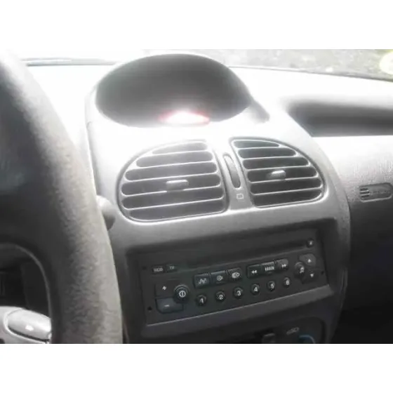 PEUGEOT 206 BERLINA '2002 XR GRIS