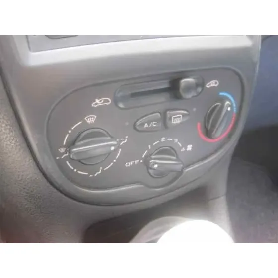 PEUGEOT 206 BERLINA '2002 XR GRIS