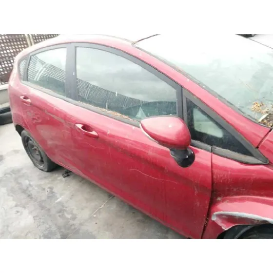FORD FIESTA (CB1) '2009 GHIA ROJO