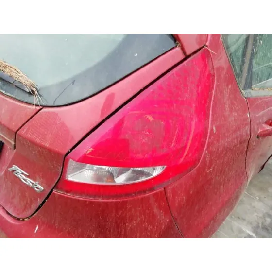FORD FIESTA (CB1) '2009 GHIA ROJO
